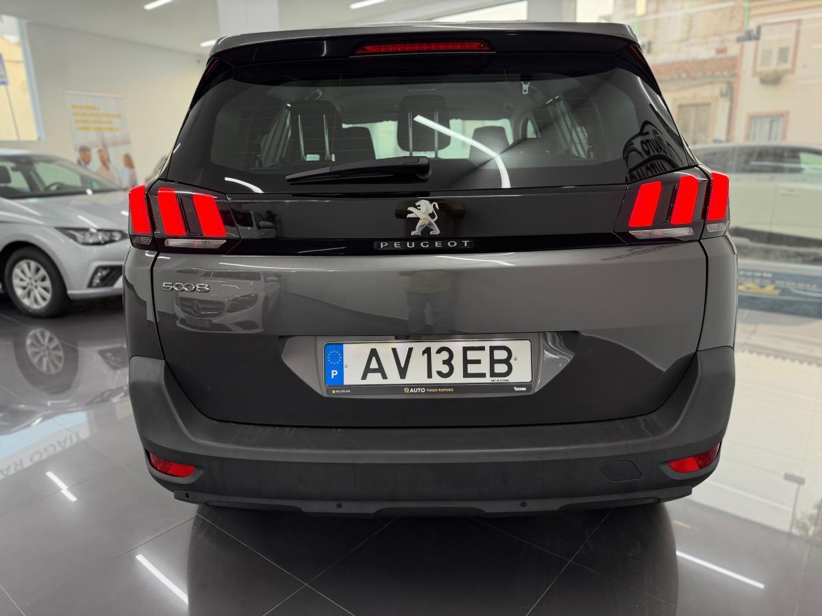 peugeot-5008-2022-diesel-1499cc