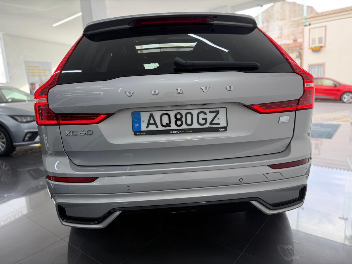 volvo-xc60-2022-hibrido-a-gasolina-1969cc