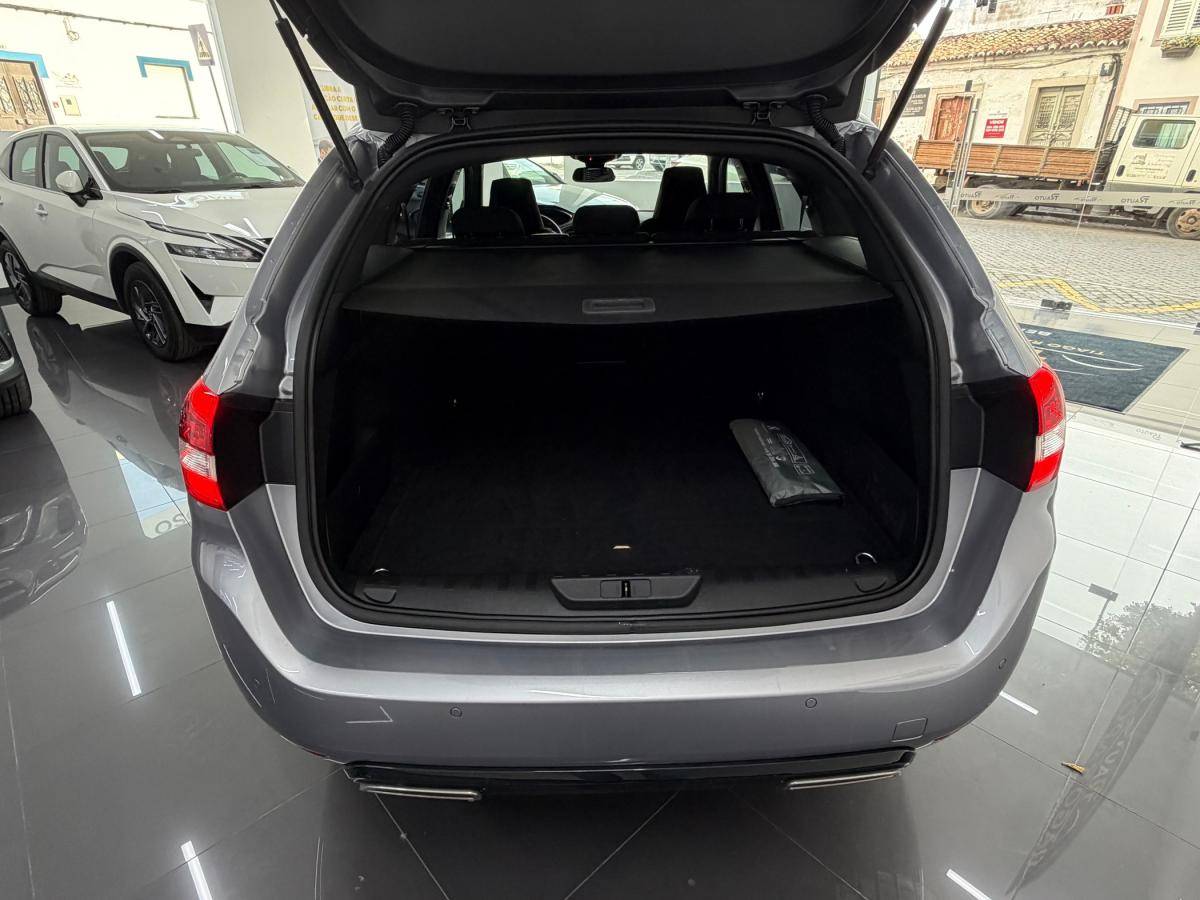 peugeot-308-sw-2020-diesel-1499cc