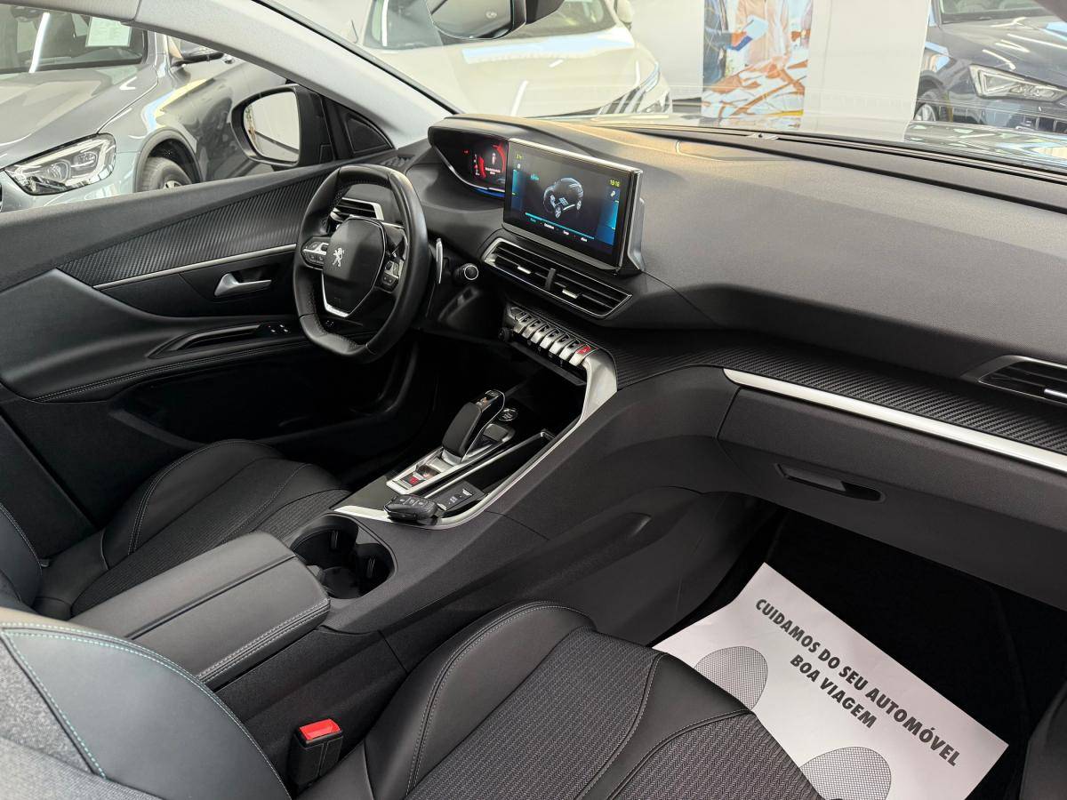 peugeot-3008-2022-hibrido-a-gasolina-1598cc