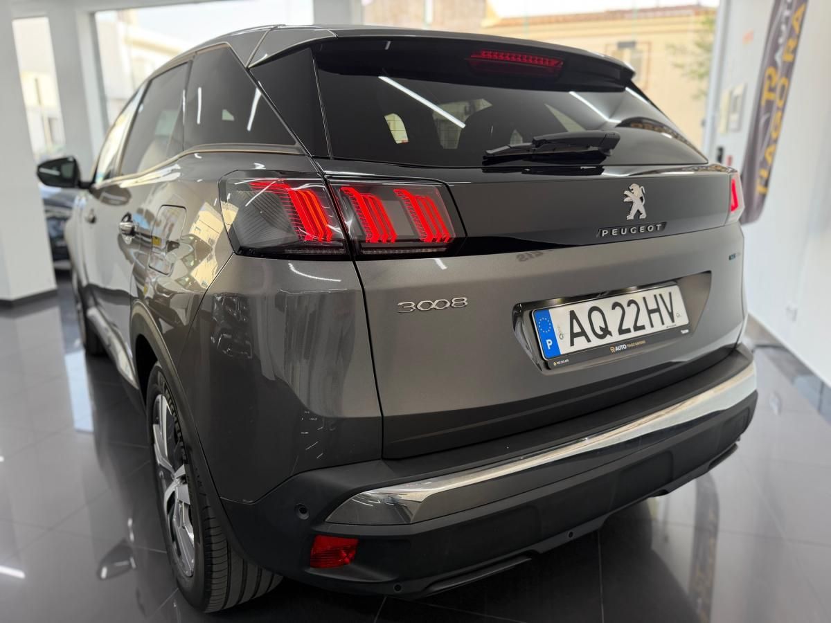 peugeot-3008-2022-hibrido-a-gasolina-1598cc