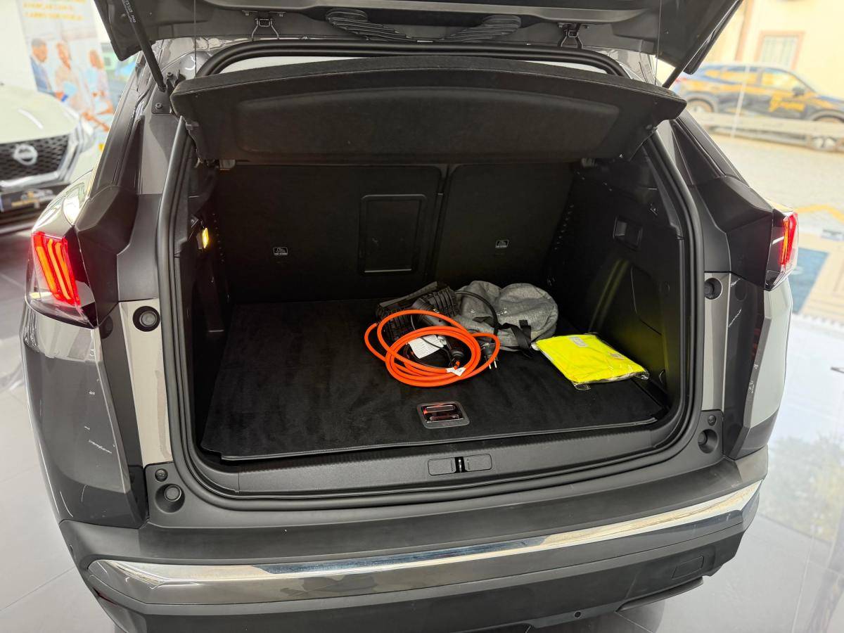 peugeot-3008-2022-hibrido-a-gasolina-1598cc