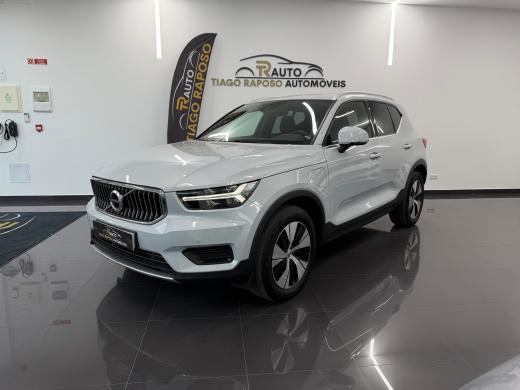 volvo-xc40-2022-hibrido-a-gasolina-1477cc