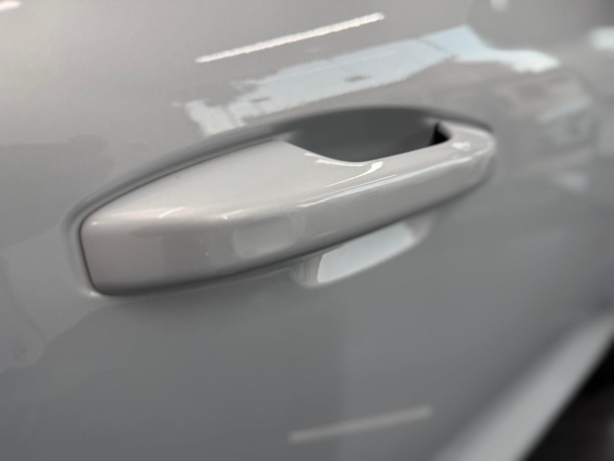 volvo-xc40-2022-hibrido-a-gasolina-1477cc