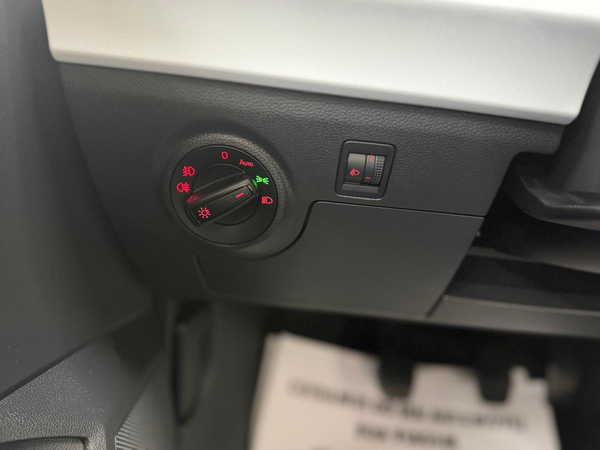 seat-ibiza-2023-gasolina-999cc