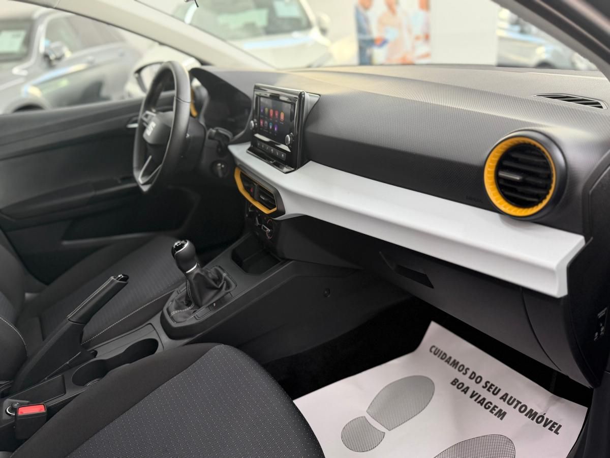 seat-ibiza-2023-gasolina-999cc