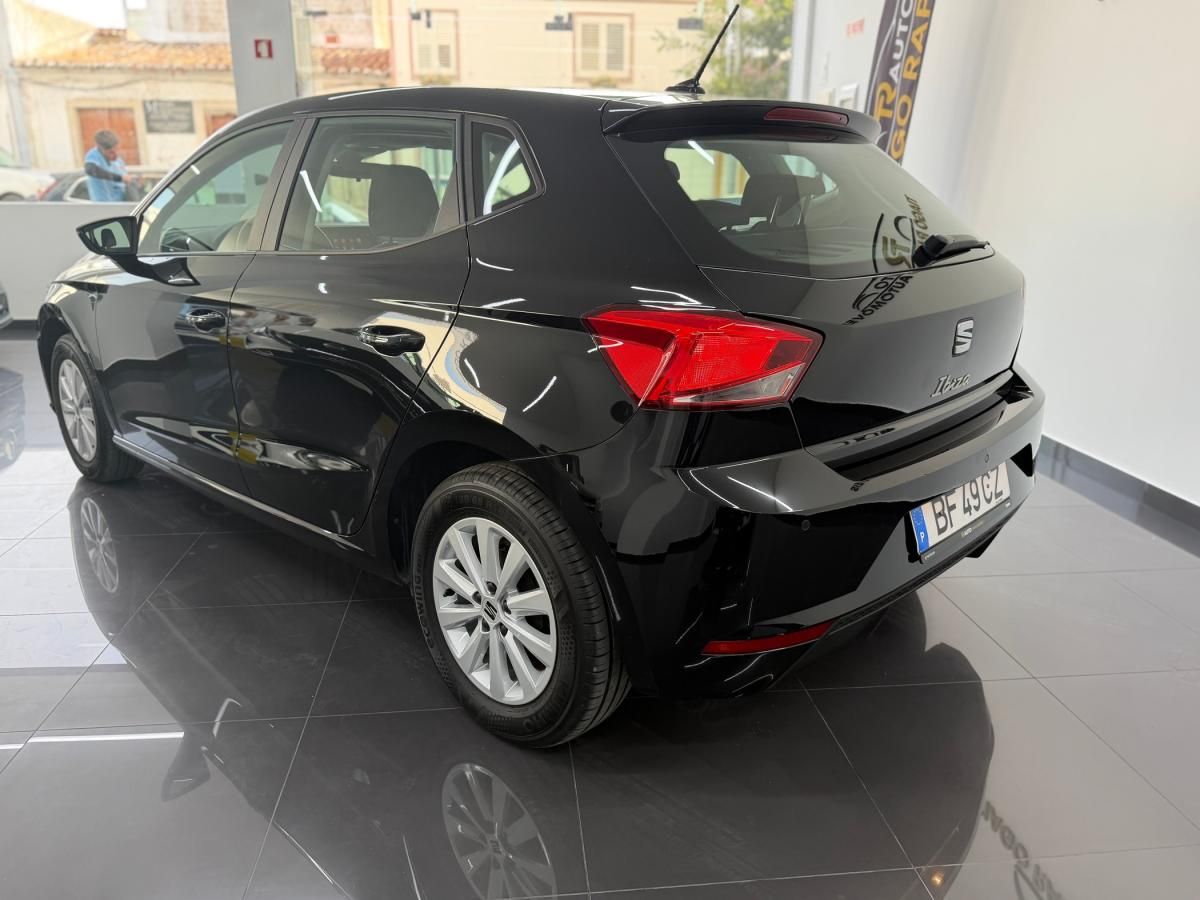 seat-ibiza-2023-gasolina-999cc