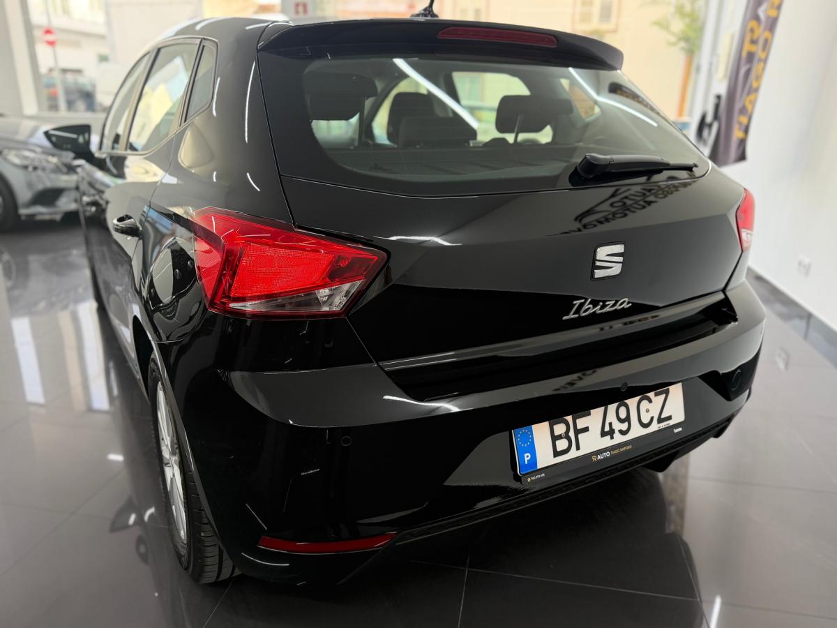 seat-ibiza-2023-gasolina-999cc