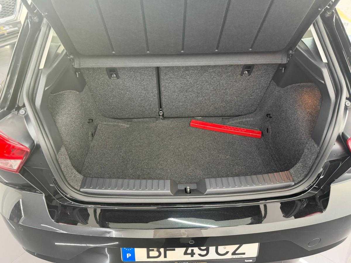 seat-ibiza-2023-gasolina-999cc