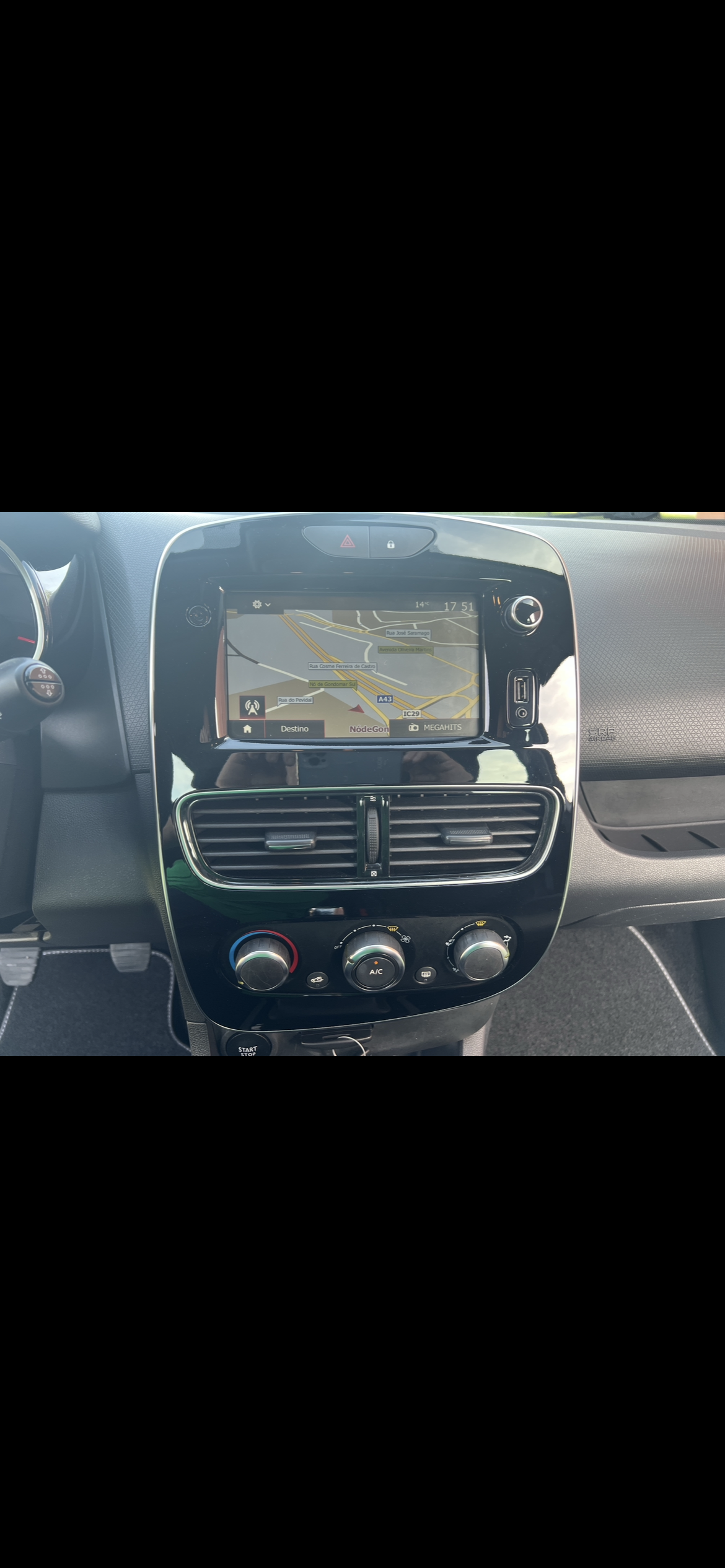 renault-clio-sport-tourer-0-9-tce-2019-gasolina-900cc