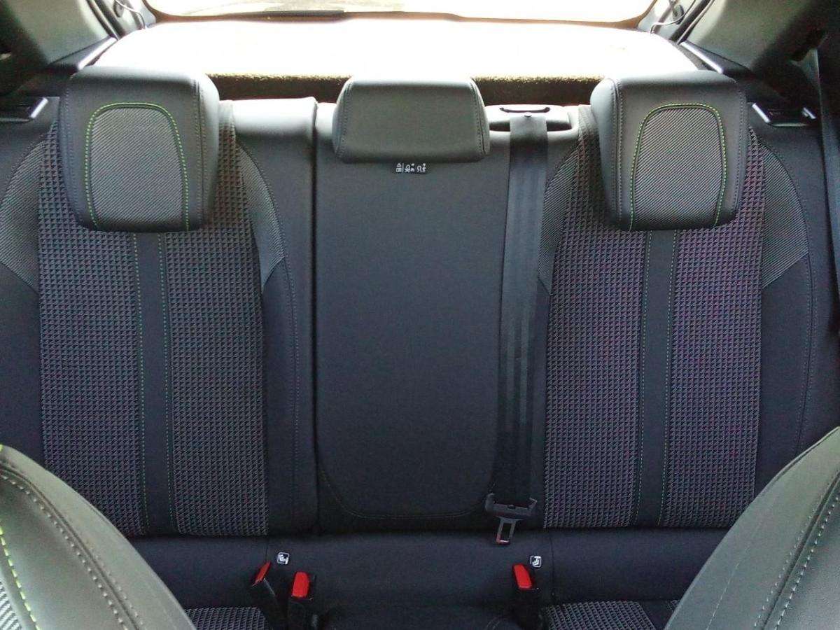 peugeot-208-2022-gasolina-1199cc