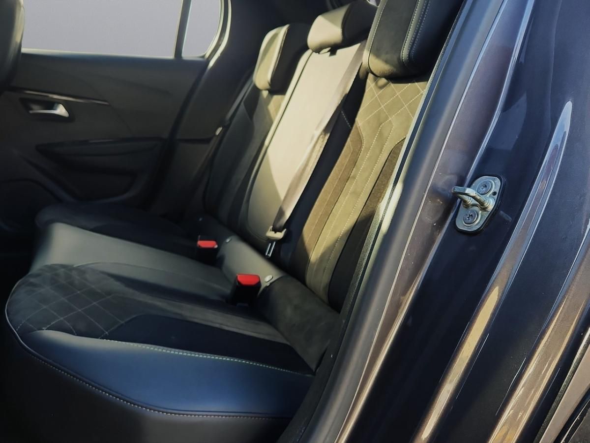 peugeot-208-2022-gasolina-1199cc