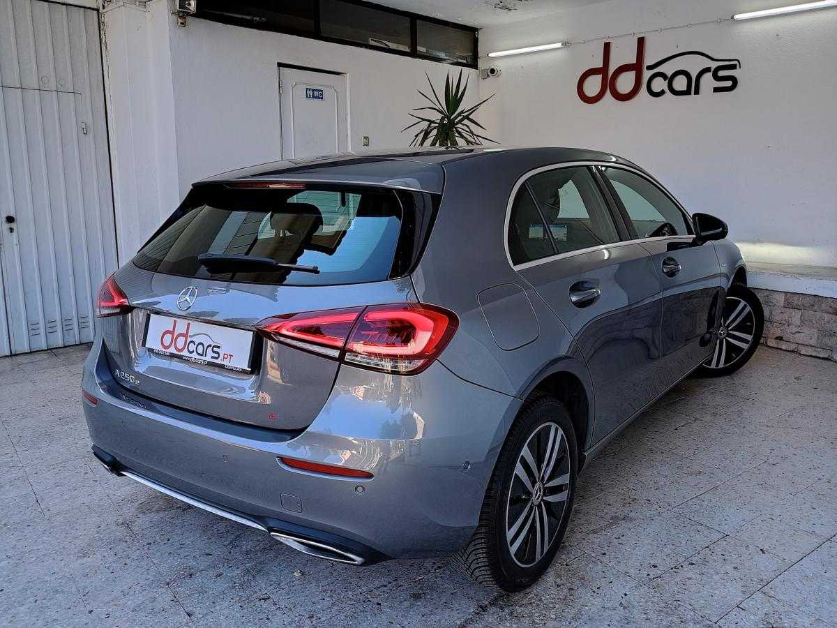 mercedes-benz-classe-a-2021-hibrido-a-gasolina-1332cc