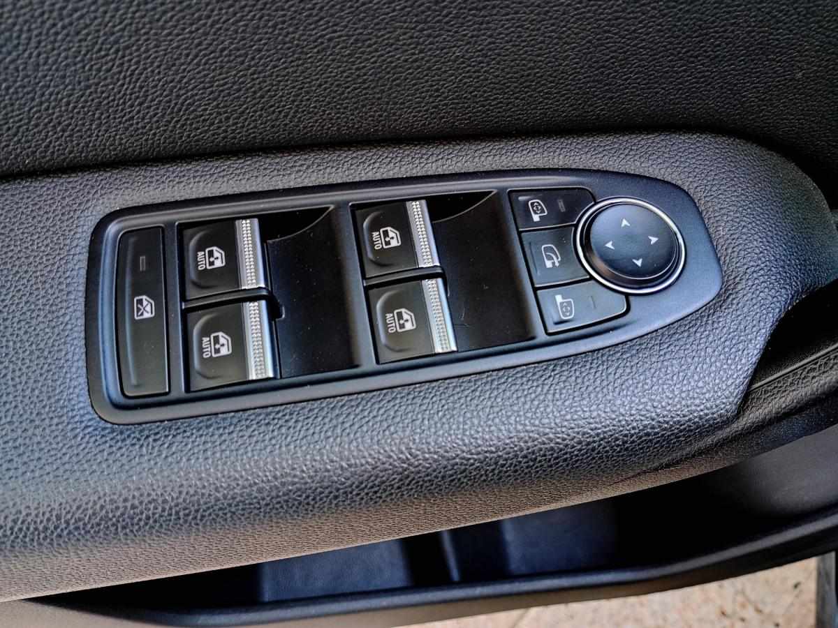 renault-captur-2023-gasolina-999cc