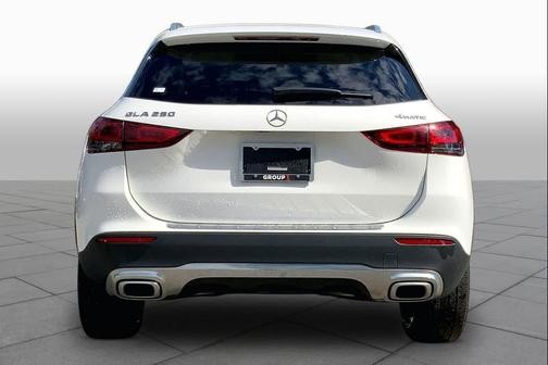 mercedes-benz-gla-2023-hibrido-a-gasolina-1332cc