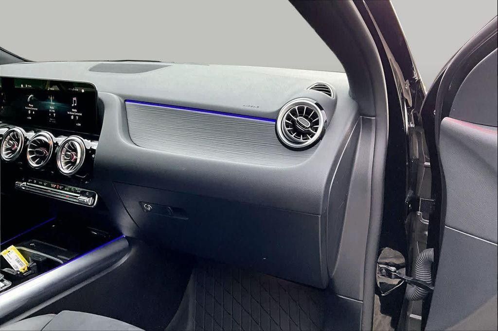 mercedes-benz-gla-2023-hibrido-a-gasolina-1332cc