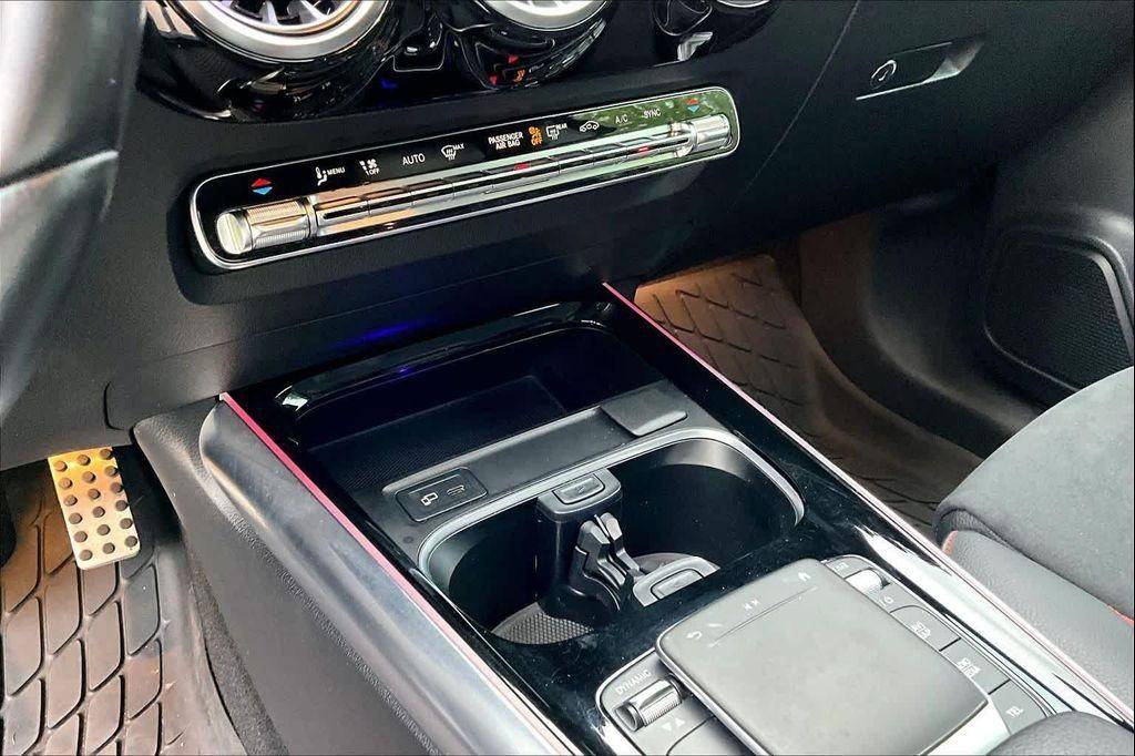 mercedes-benz-gla-2023-hibrido-a-gasolina-1332cc