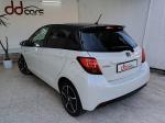 toyota-yaris-2016-hibrido-a-gasolina-1497cc