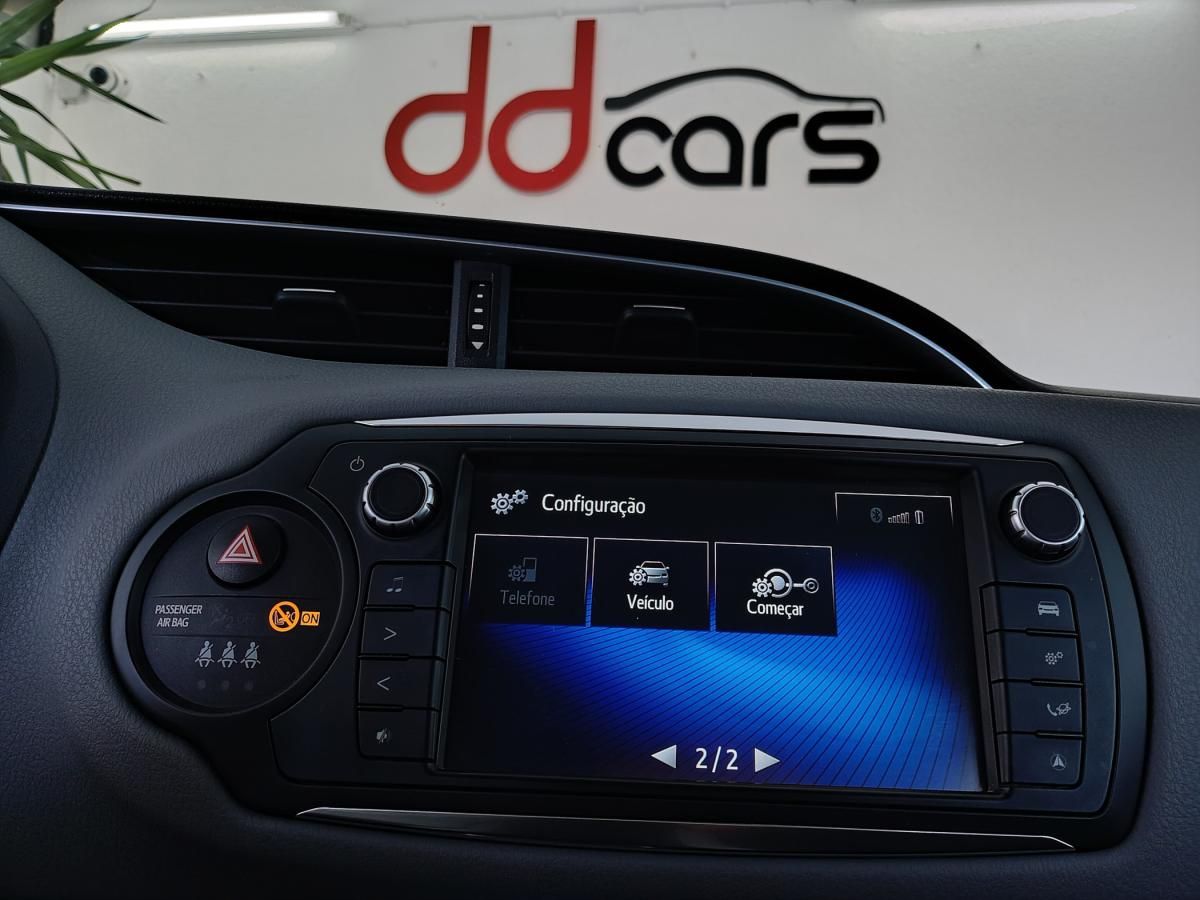 toyota-yaris-2016-hibrido-a-gasolina-1497cc