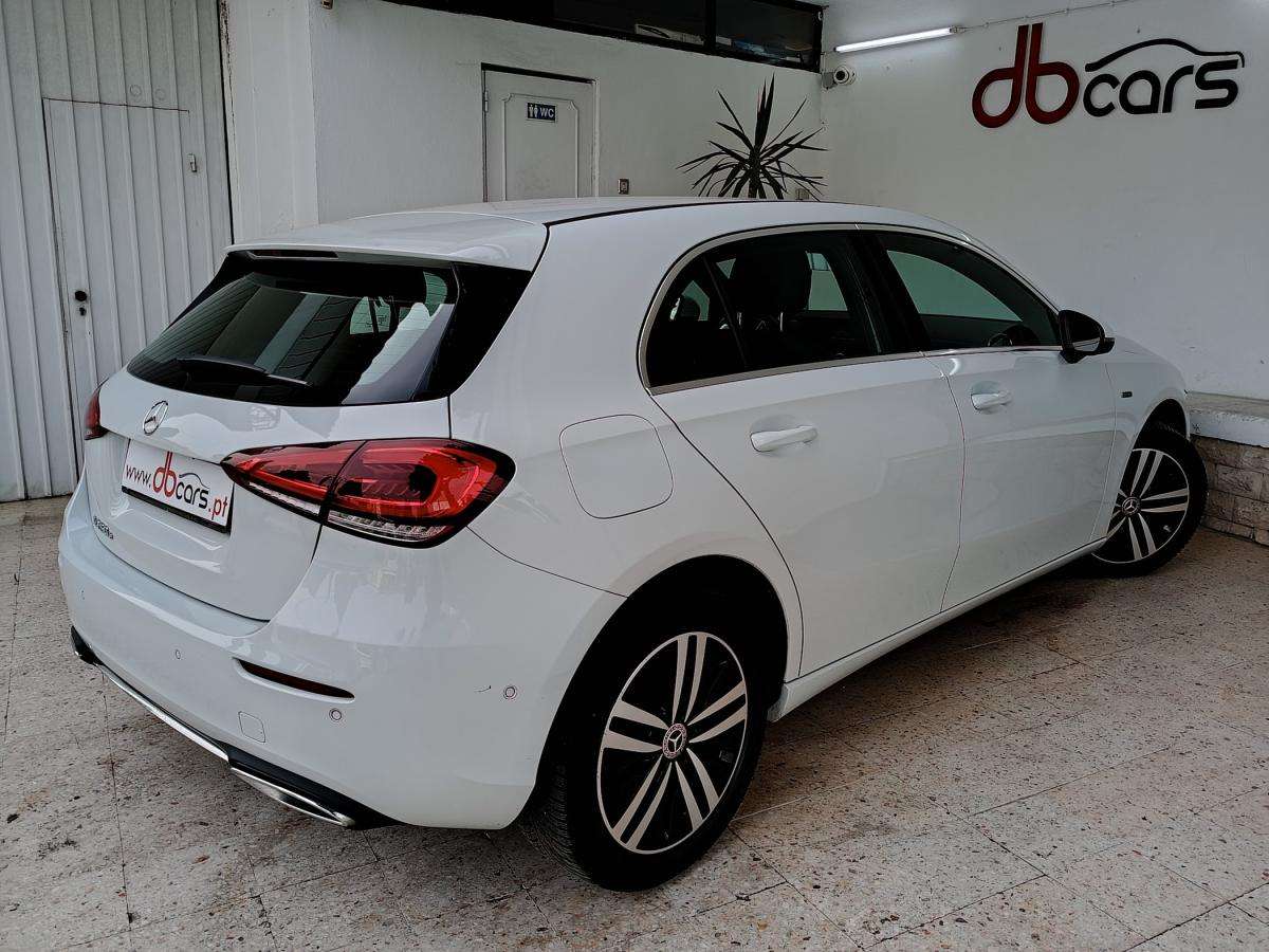 mercedes-benz-classe-a-2021-hibrido-a-gasolina-1332cc