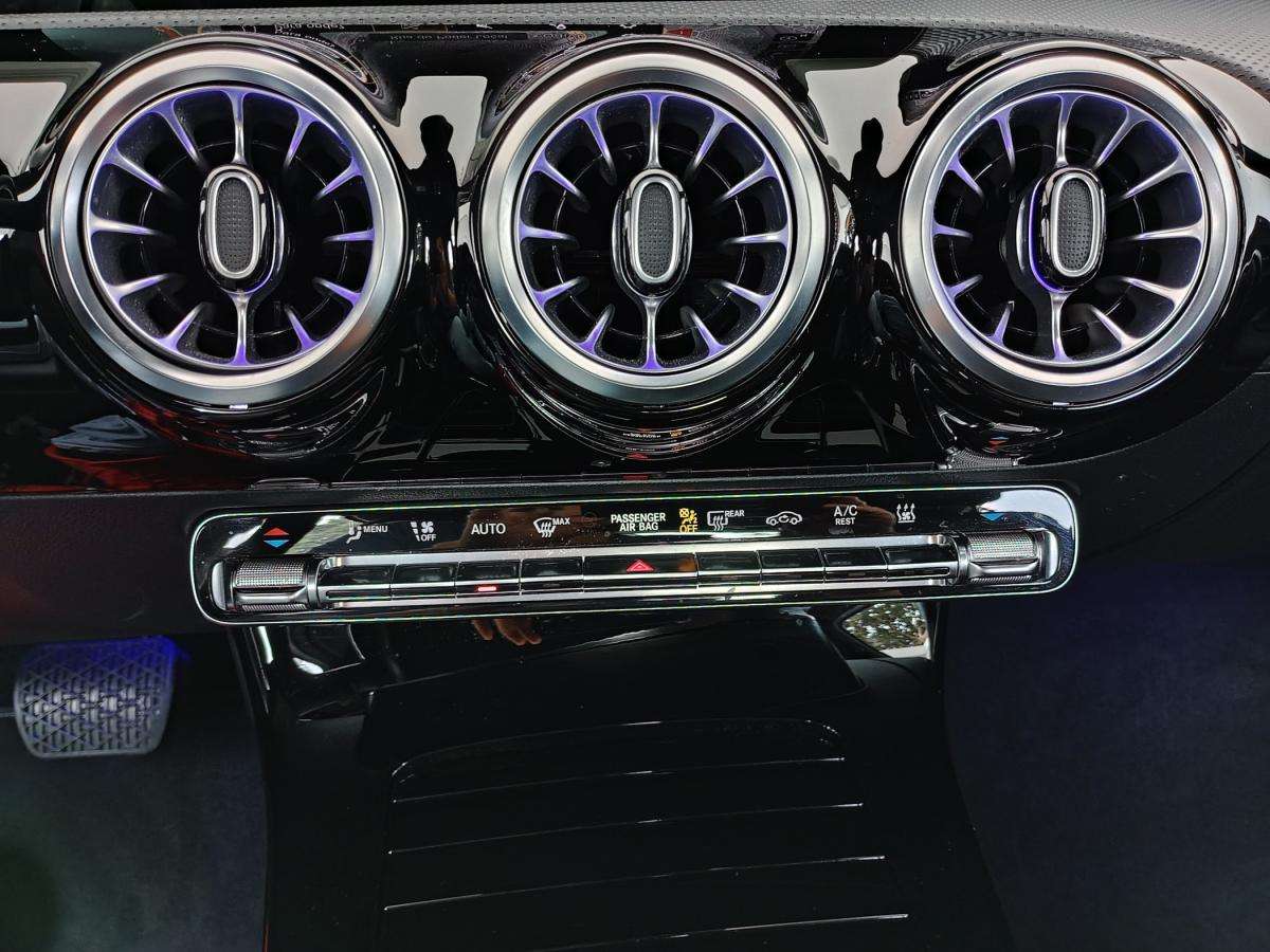 mercedes-benz-classe-a-2021-hibrido-a-gasolina-1332cc