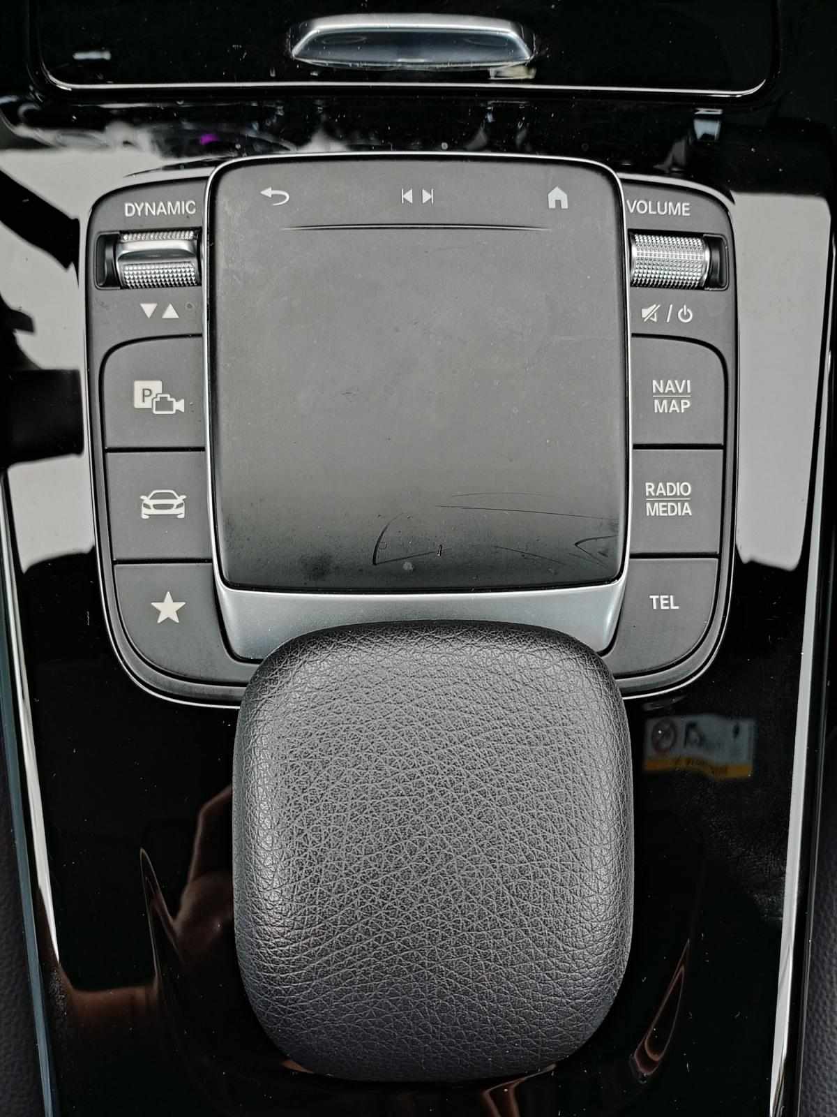 mercedes-benz-classe-a-2021-hibrido-a-gasolina-1332cc