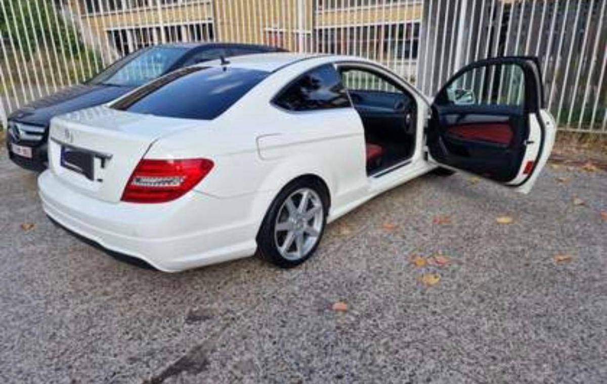 mercedes-benz-classe-c-2013-diesel-2143cc