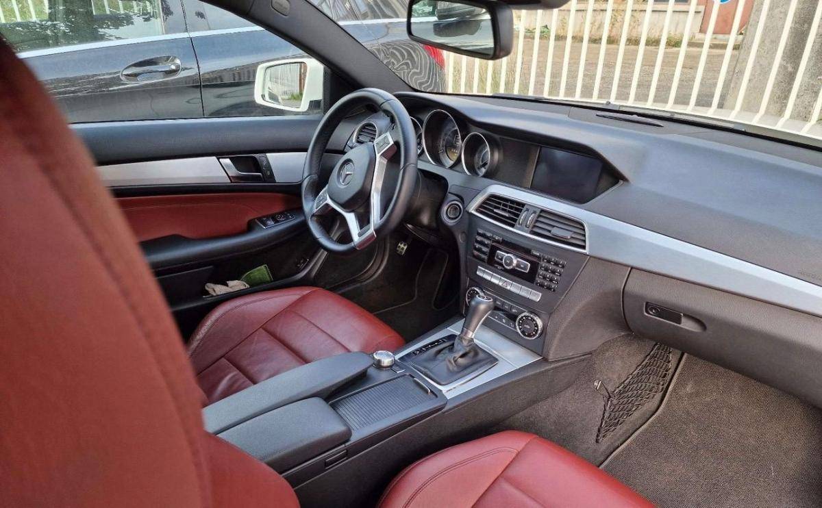 mercedes-benz-classe-c-2013-diesel-2143cc