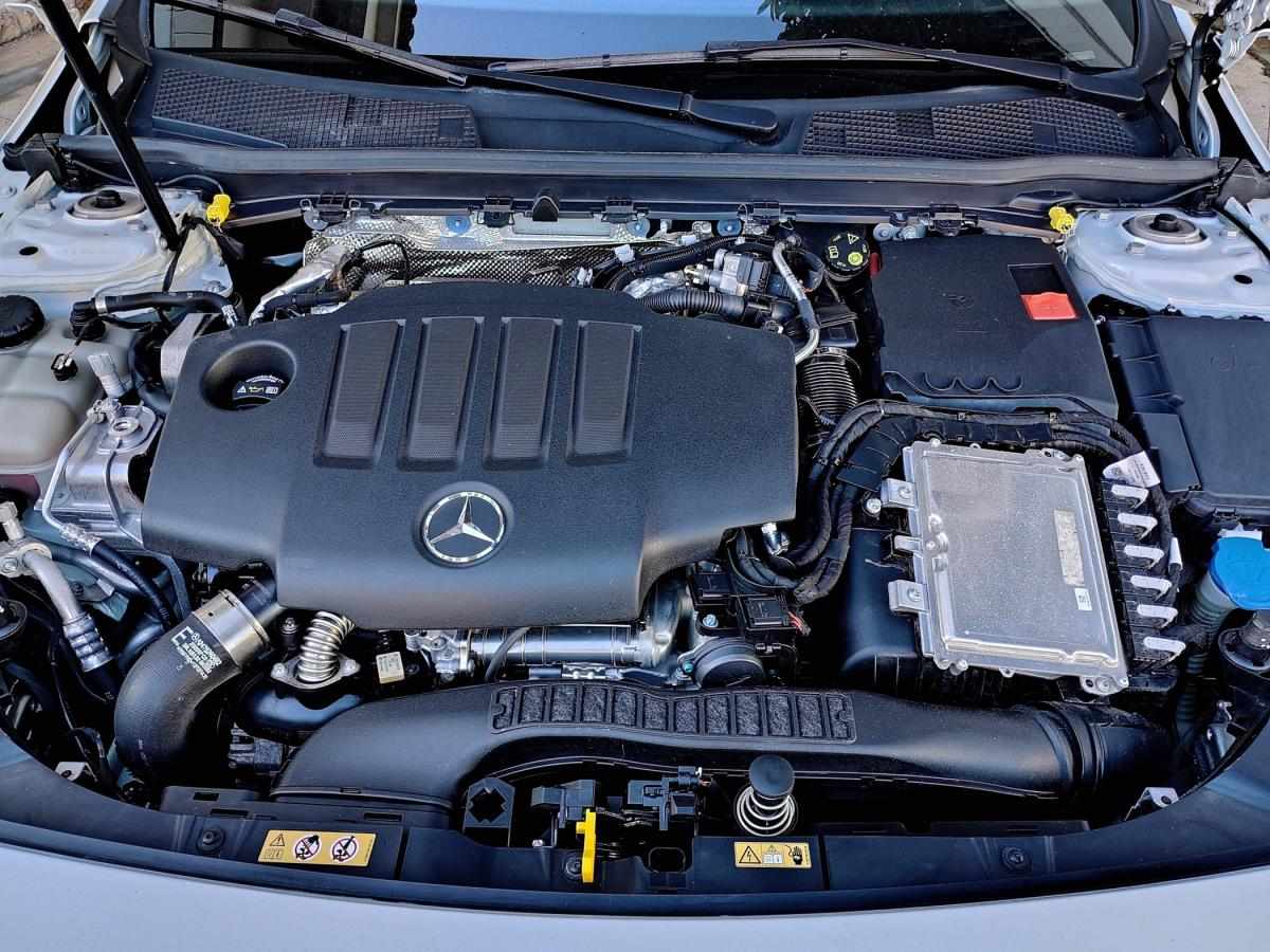 mercedes-benz-cla-2021-diesel-1950cc
