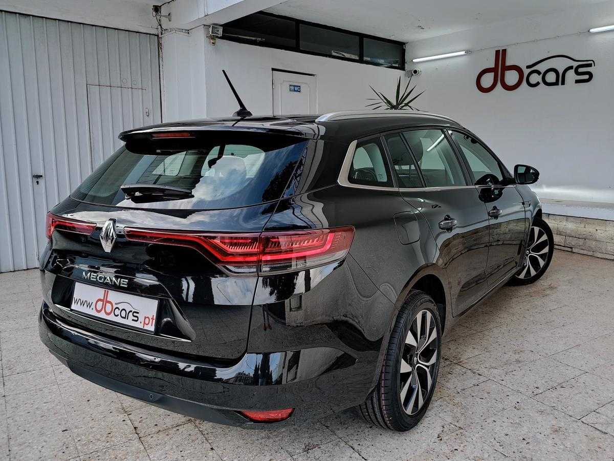 renault-megane-sport-tourer-2022-diesel-1461cc