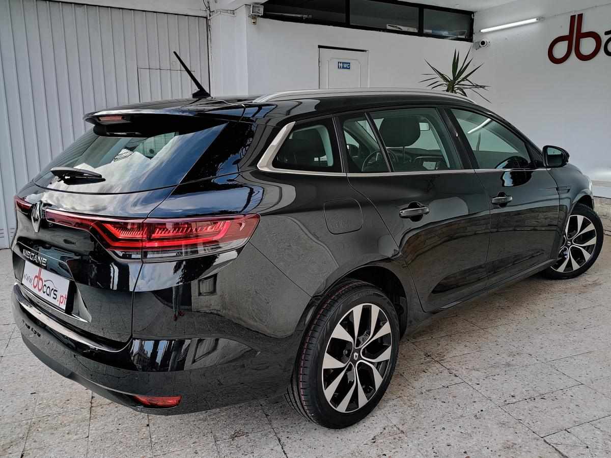 renault-megane-sport-tourer-2022-diesel-1461cc