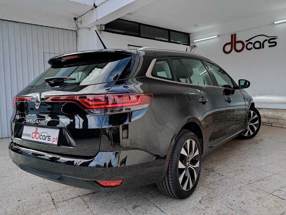 renault-megane-sport-tourer-2022-diesel-1461cc