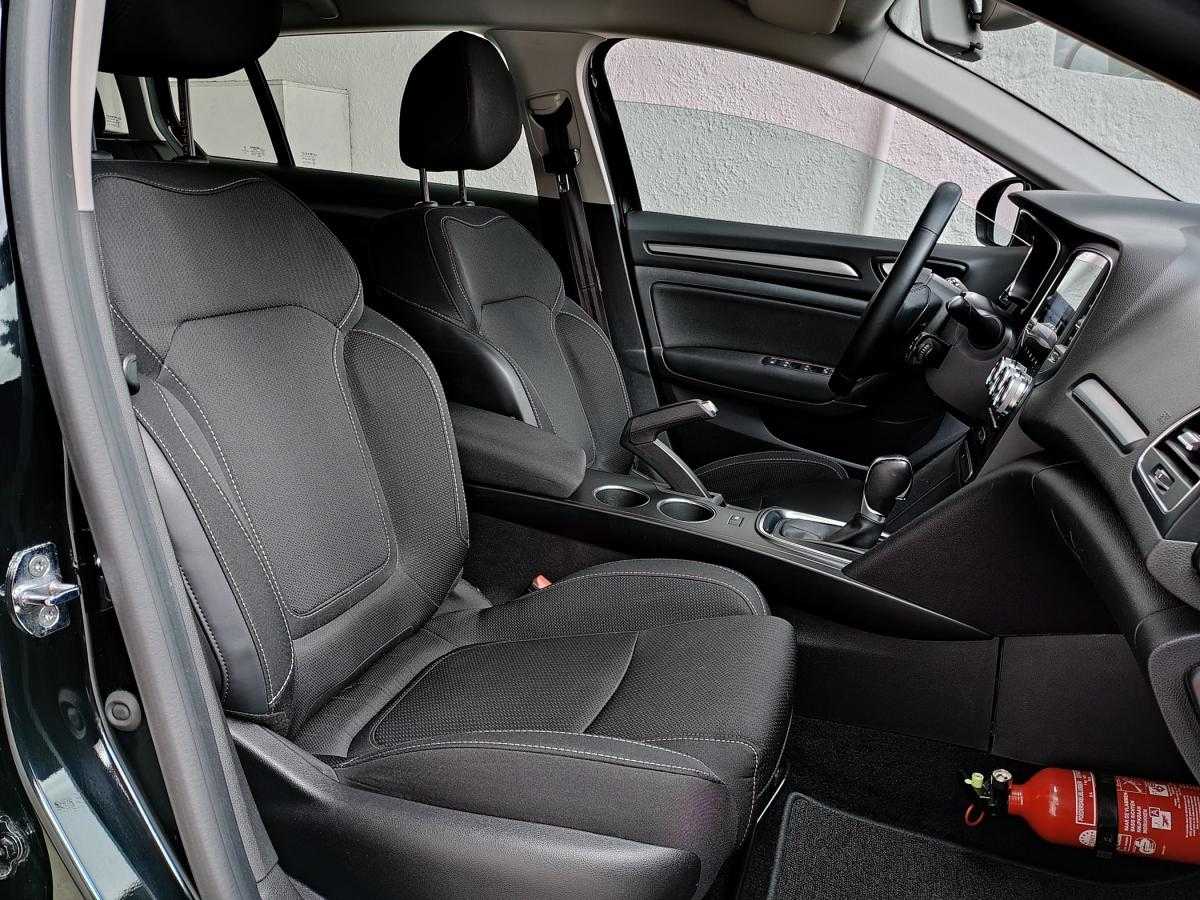 renault-megane-sport-tourer-2022-diesel-1461cc