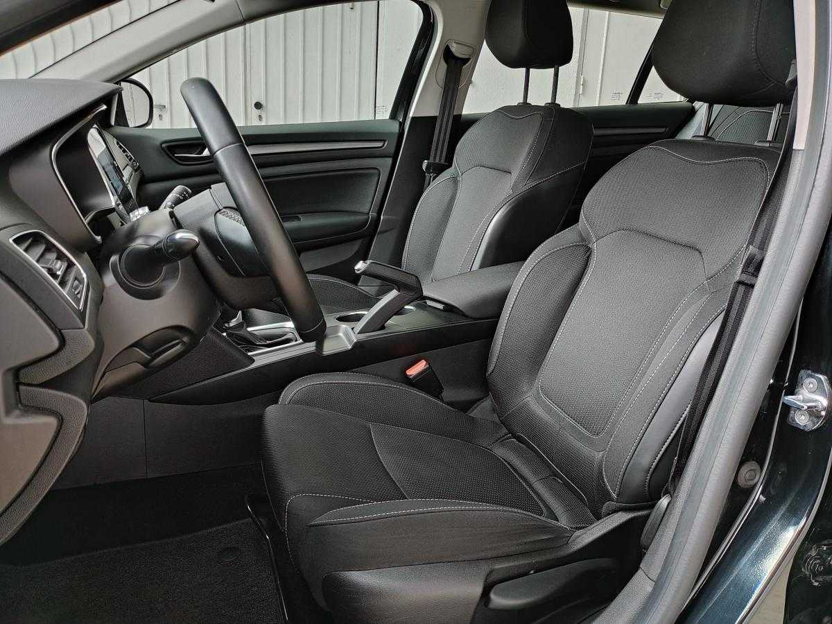 renault-megane-sport-tourer-2022-diesel-1461cc