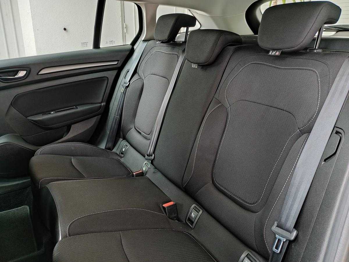 renault-megane-sport-tourer-2022-diesel-1461cc