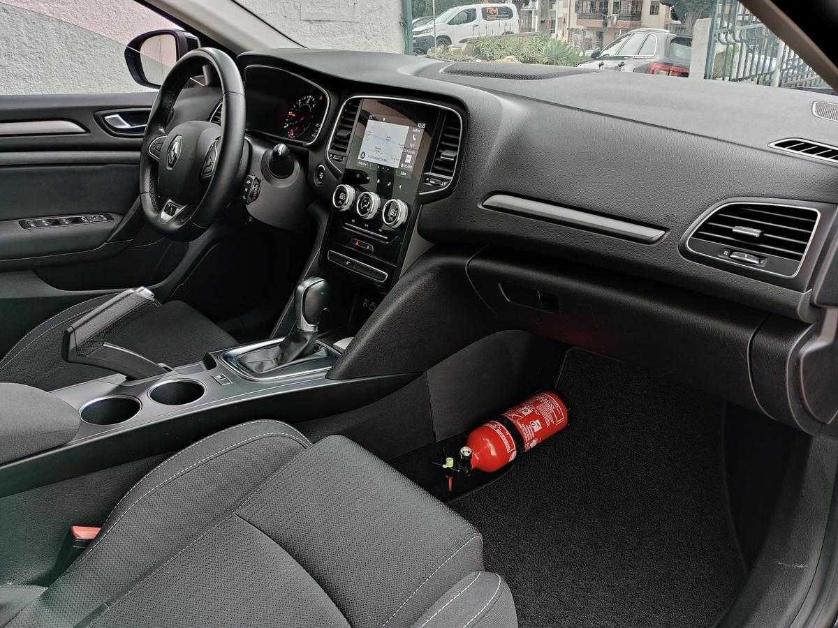 renault-megane-sport-tourer-2022-diesel-1461cc