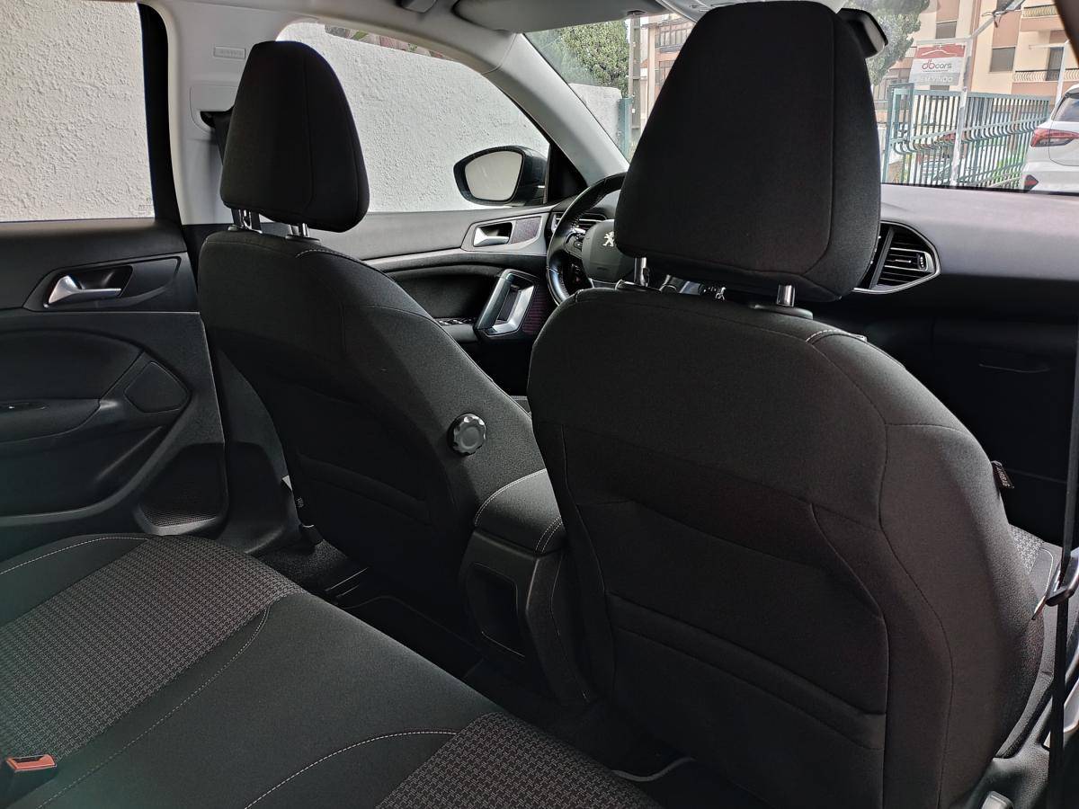 peugeot-308-2021-gasolina-1199cc