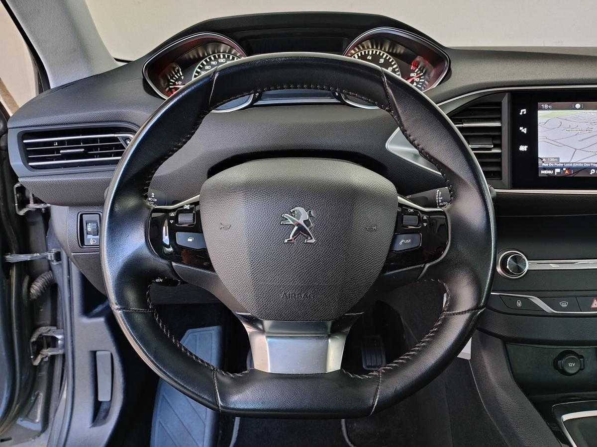 peugeot-308-2021-gasolina-1199cc