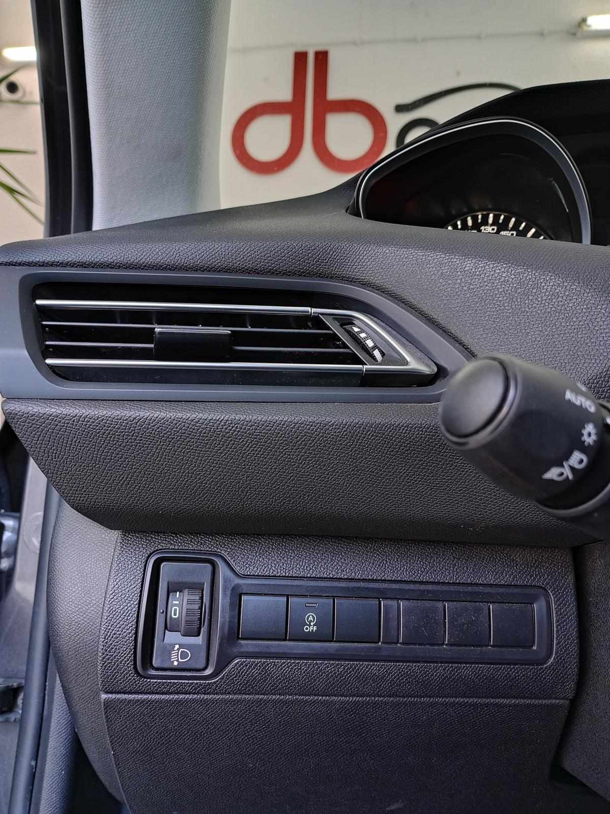 peugeot-308-2021-gasolina-1199cc