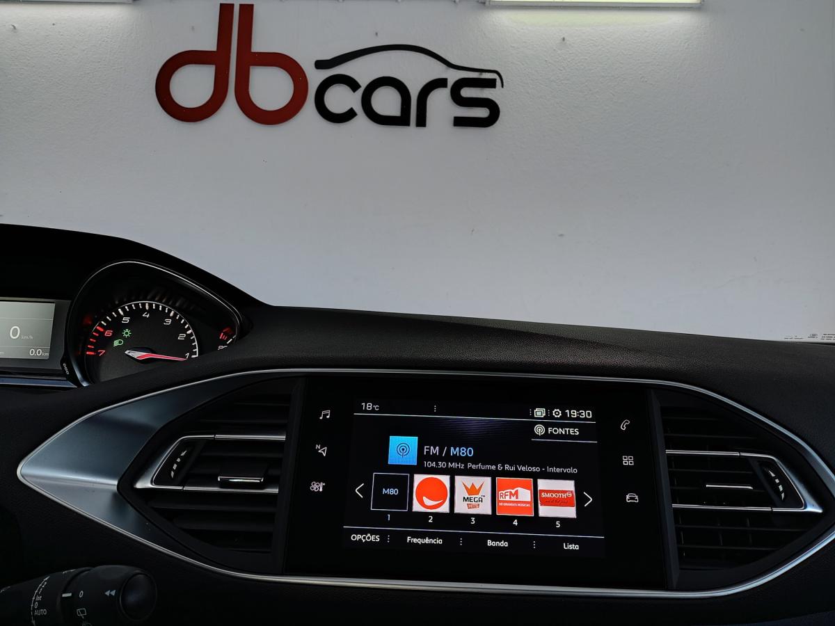 peugeot-308-2021-gasolina-1199cc