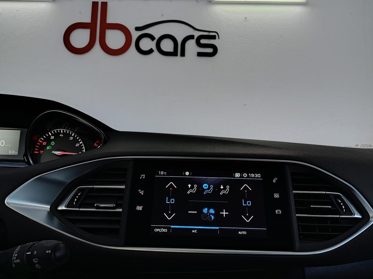 peugeot-308-2021-gasolina-1199cc