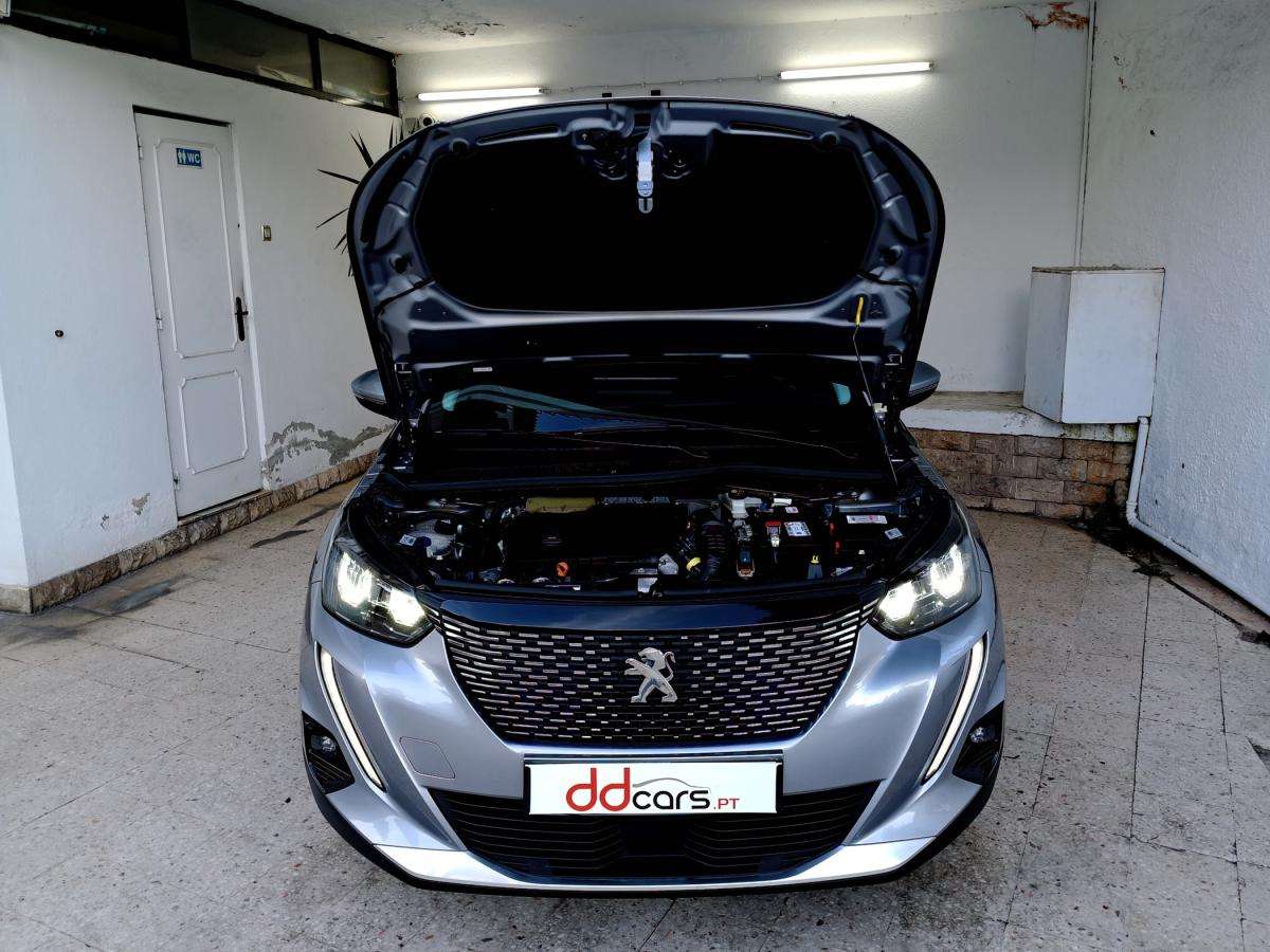 peugeot-2008-2021-diesel-1499cc