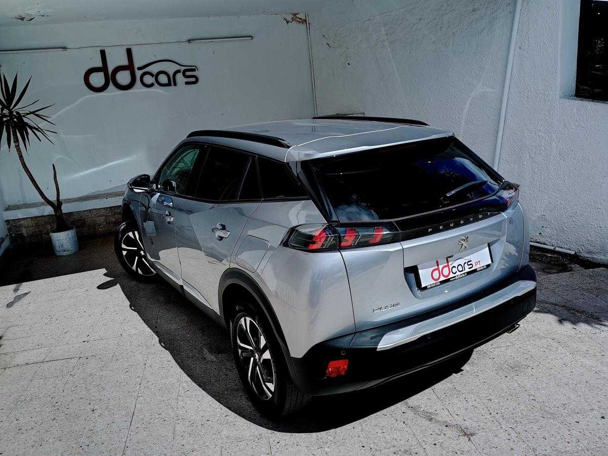 peugeot-2008-2021-diesel-1499cc