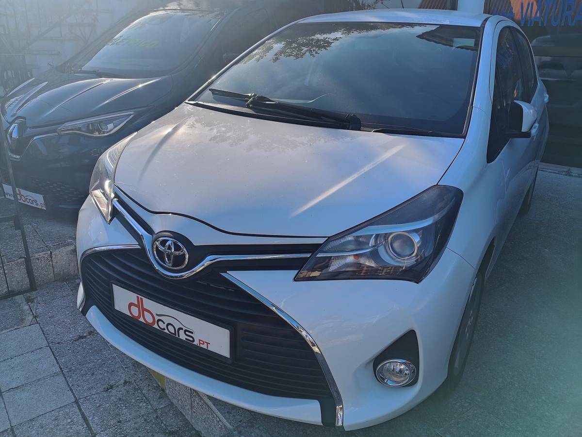 toyota-yaris-2015-gasolina-1329cc