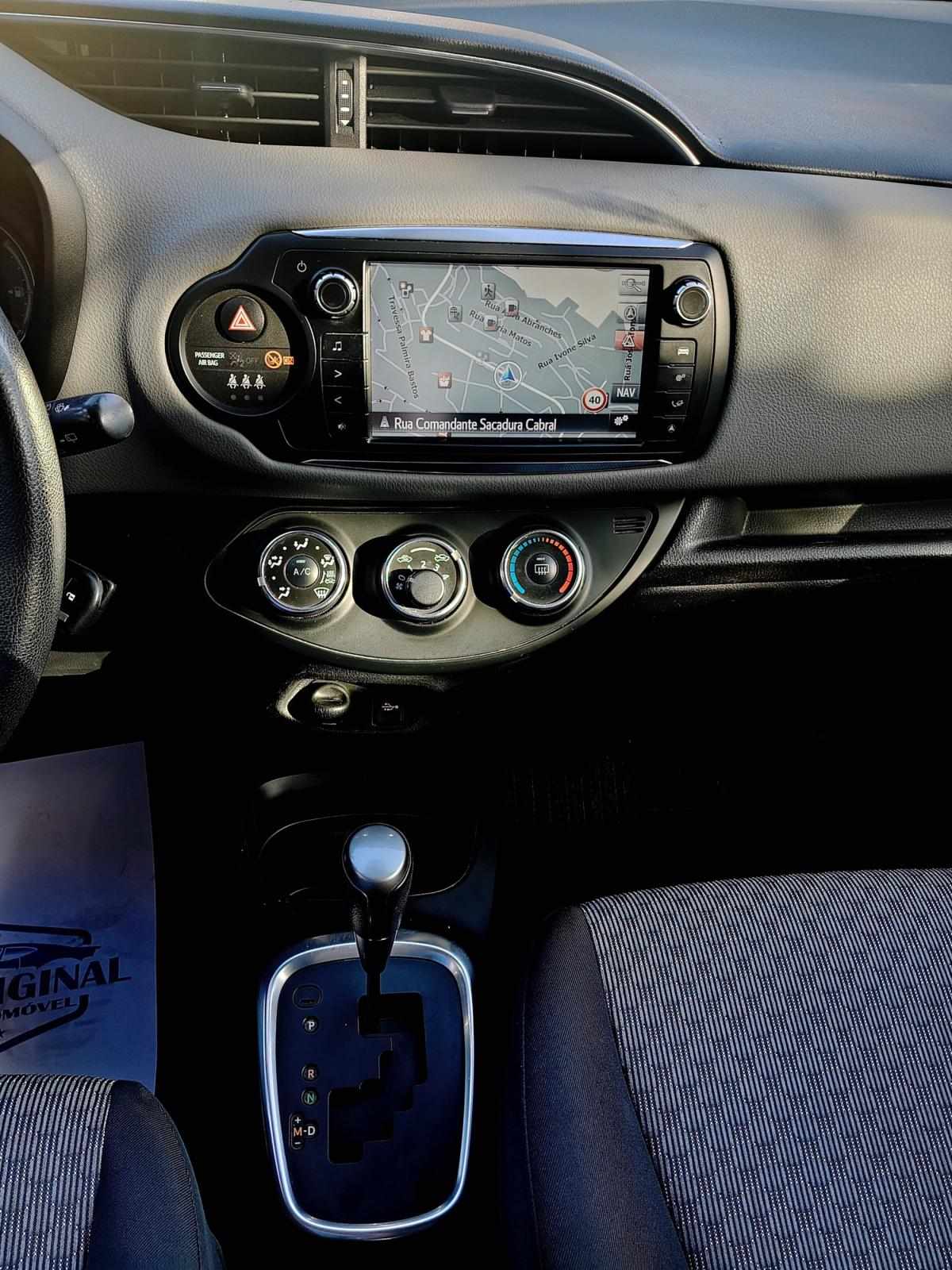 toyota-yaris-2015-gasolina-1329cc
