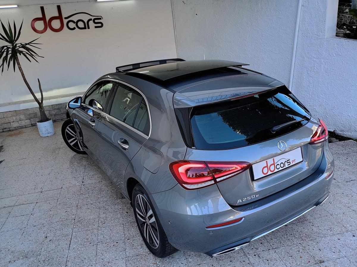mercedes-benz-classe-a-2022-hibrido-a-gasolina-1332cc