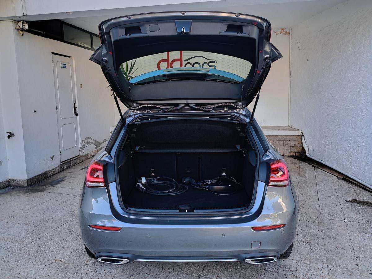 mercedes-benz-classe-a-2022-hibrido-a-gasolina-1332cc