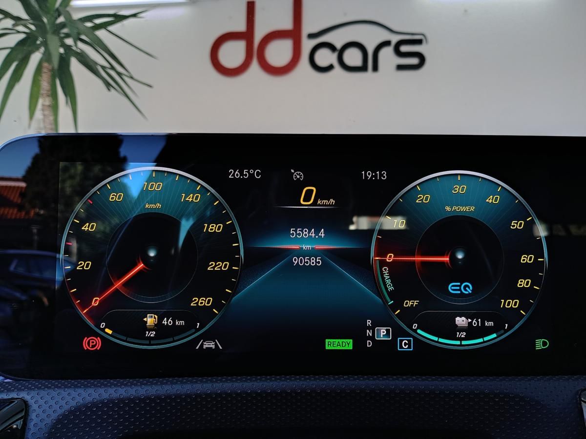 mercedes-benz-classe-a-2022-hibrido-a-gasolina-1332cc