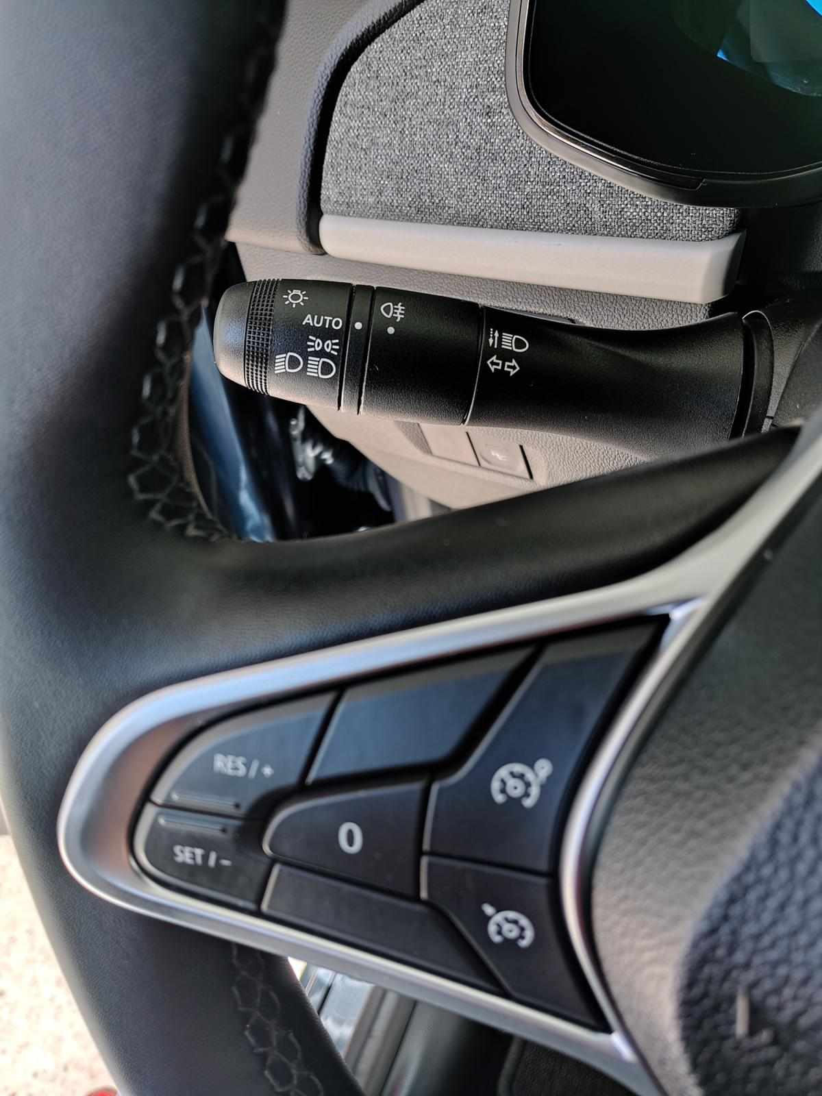 renault-zoe-2022-eletrico-0cc