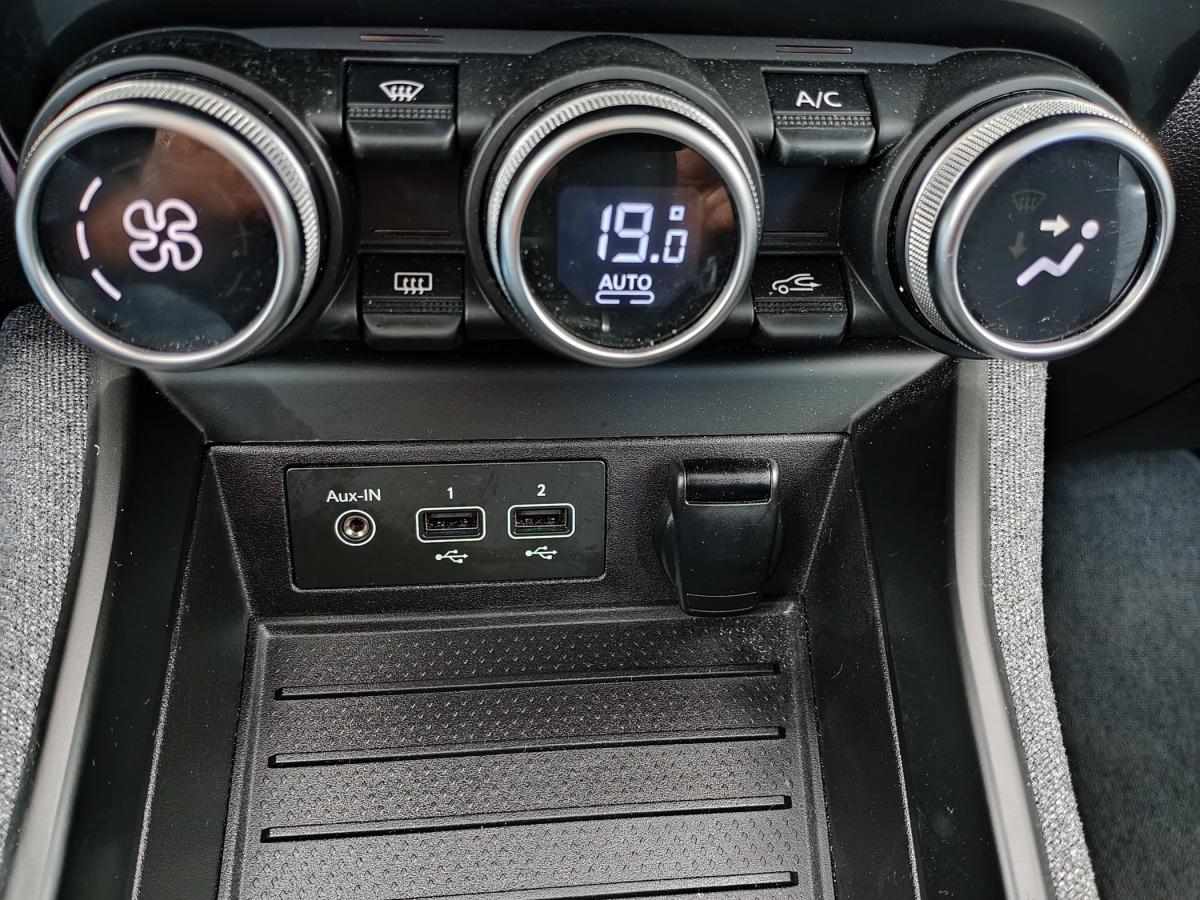 renault-zoe-2022-eletrico-0cc